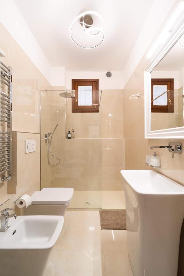 ונציה Just Urban Stays - Castello 5067 Boutique Apartment מראה חיצוני תמונה